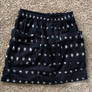 Cute linen skirt w elastic waist